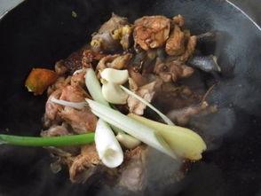 吃瓜吃鸡煲,揭秘美食背后的趣味故事